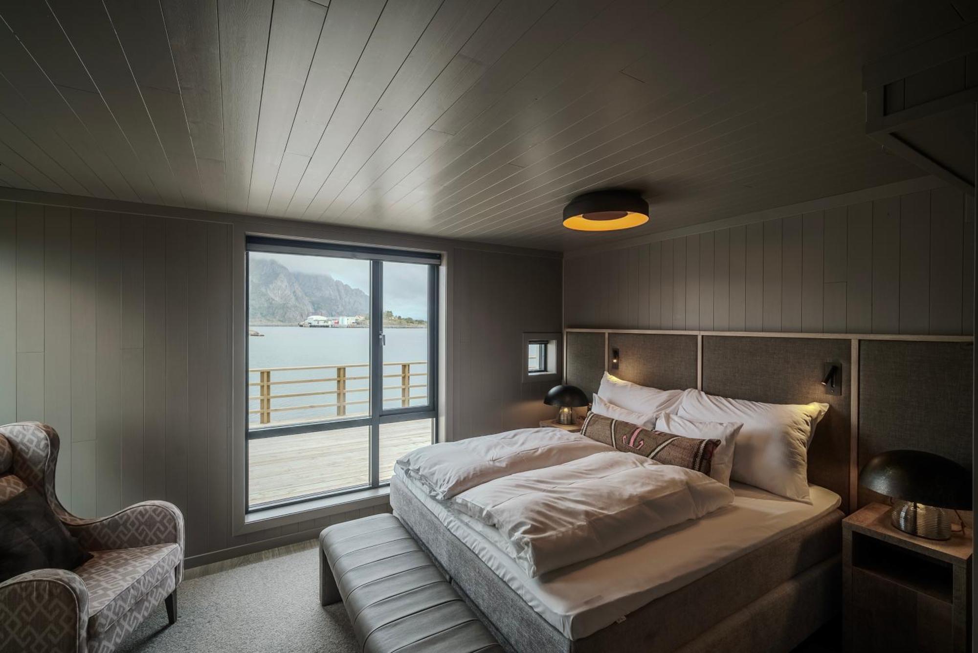 Henningsvaer Bryggehotell - By Classic Norway Hotels Henningsvær Exterior foto