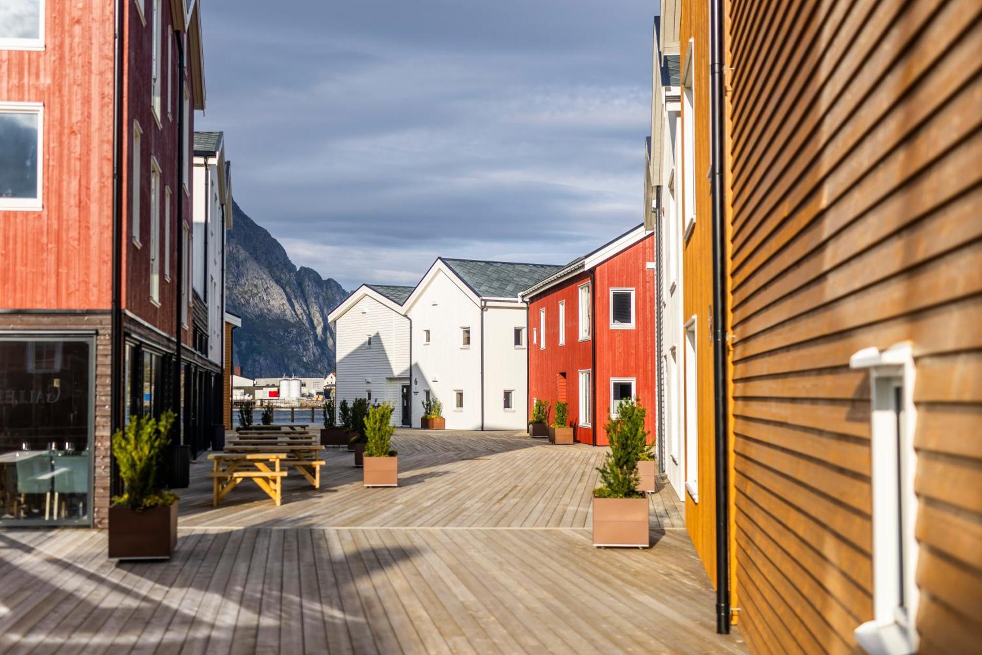 Henningsvaer Bryggehotell - By Classic Norway Hotels Henningsvær Exterior foto