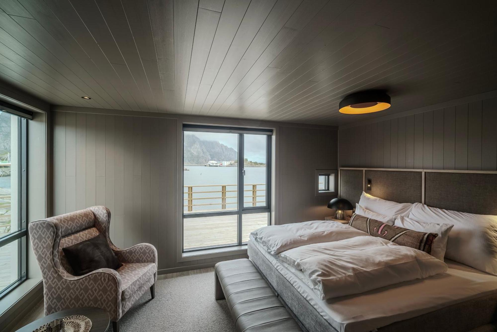 Henningsvaer Bryggehotell - By Classic Norway Hotels Henningsvær Exterior foto